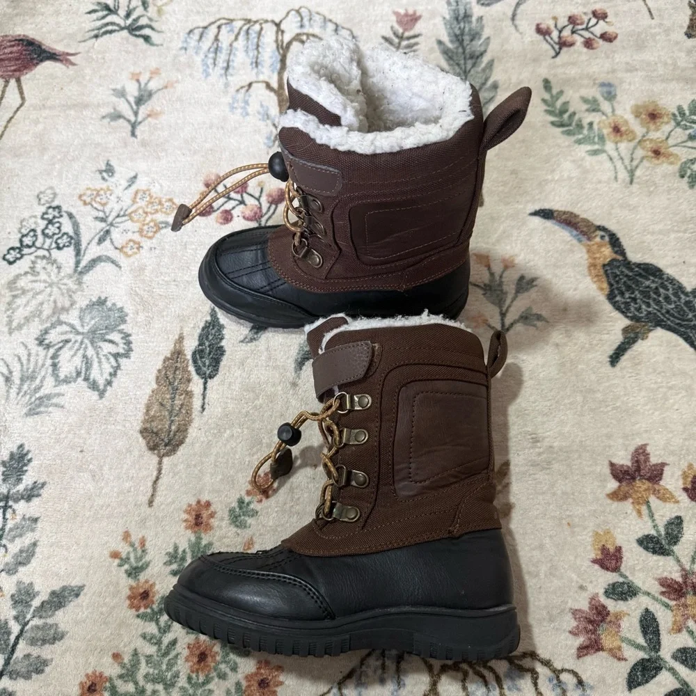 Eddie Bauer Brown and Black Winter Boots with Fur Lining 11